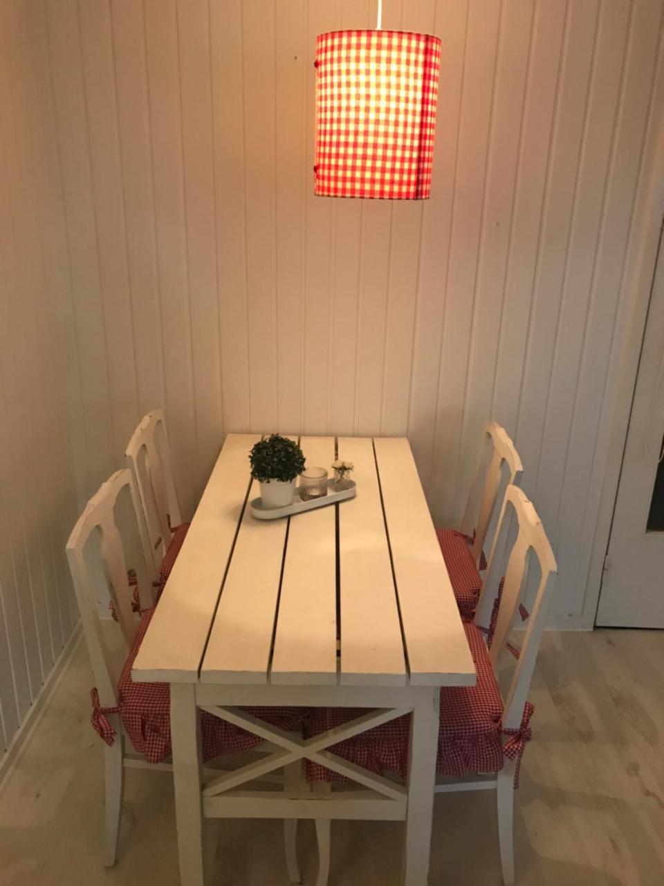 Room With Pentry, Separate Entrance, No Cardpayment Gränna Buitenkant foto