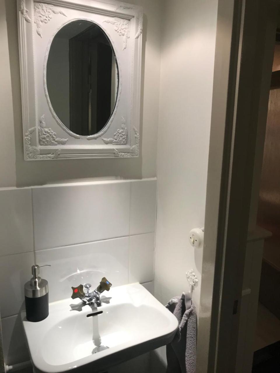 Room With Pentry, Separate Entrance, No Cardpayment Gränna Buitenkant foto